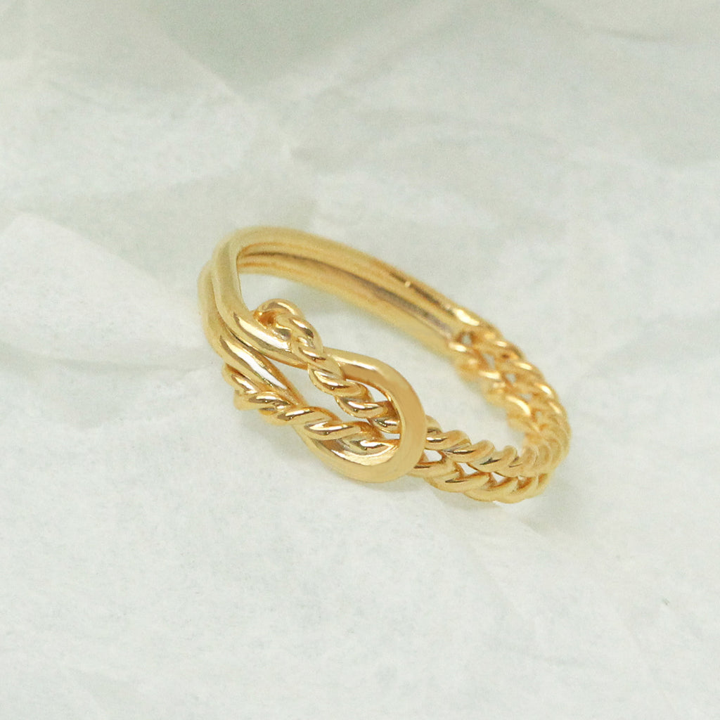 Knotted Odyssey Ring - LOULOUROSE