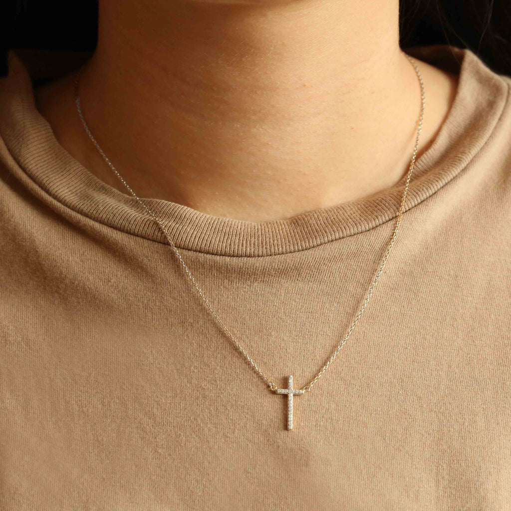 Cross Necklace - LOULOUROSE