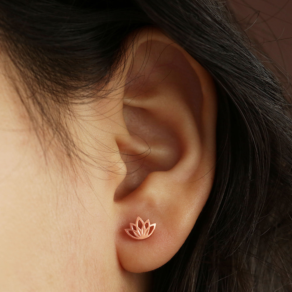 Lotus Earrings - LOULOUROSE